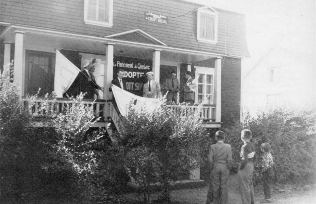Le congrès se prépare : on décore chez soi - Congrès 1955