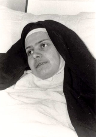 Soeur Élisabeth à l’infirmerie